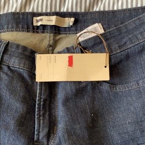 Levi’s jeans that are great for your butt 16